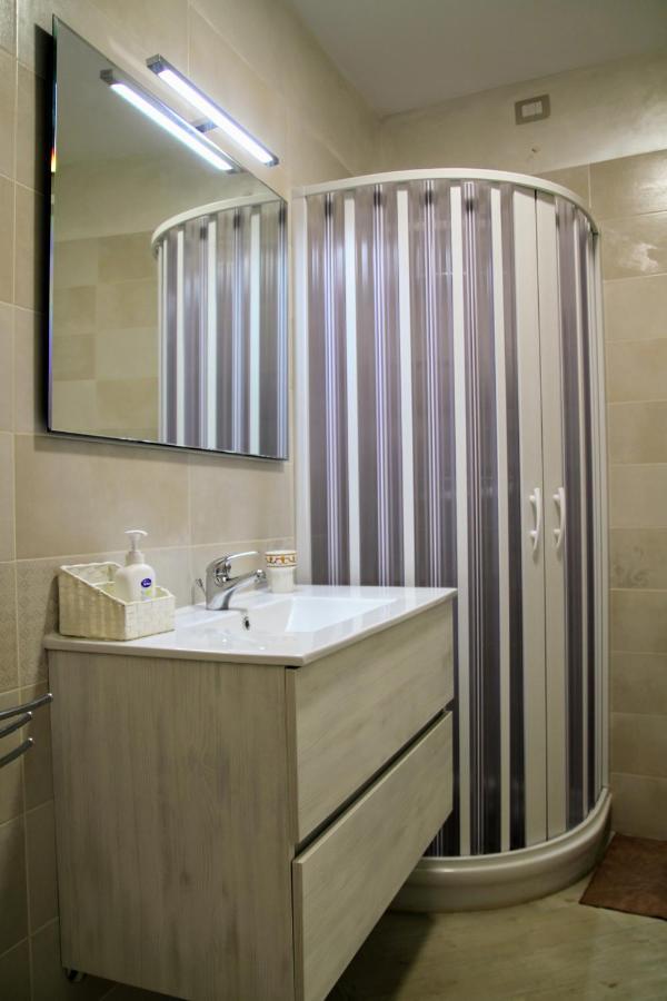 Rooms Dimora Arco - Affitti Brevi Italia 圣安吉罗山 外观 照片